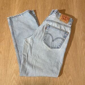 Vintage Levi Jeans 505 Regular Straight Fit Light
Wash 2007 32 30